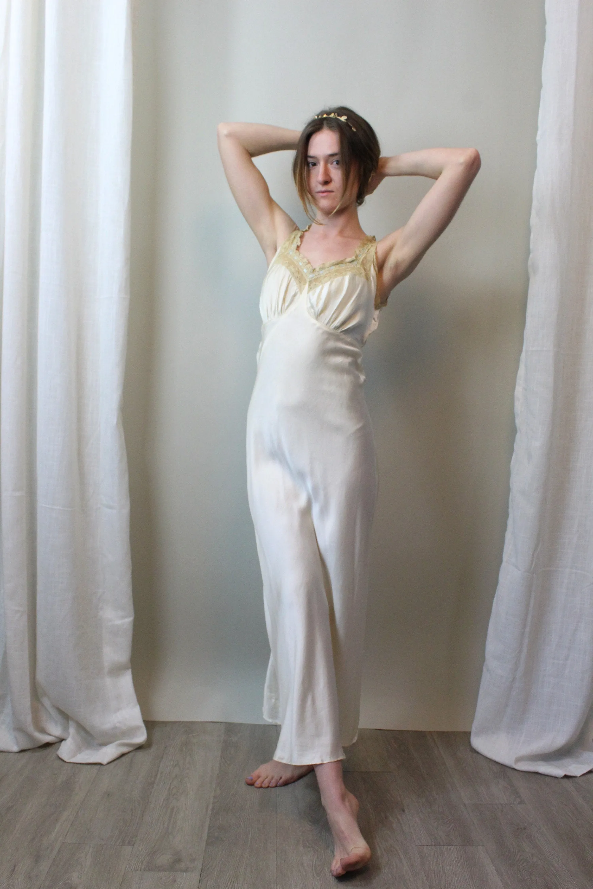 1940s BIAS CUT lingerie nightgown small | new spring