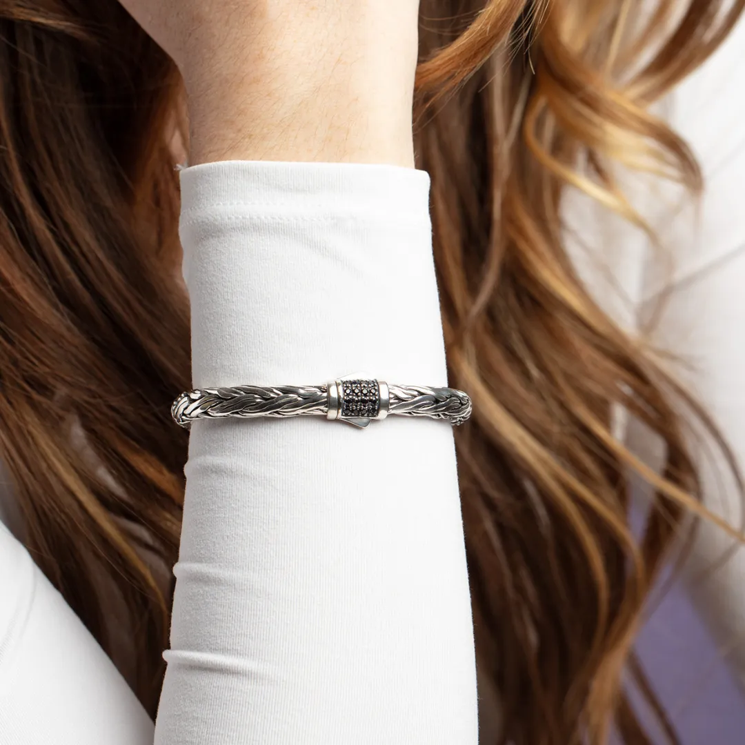 Black Sapphire Woven Palmier Bracelet