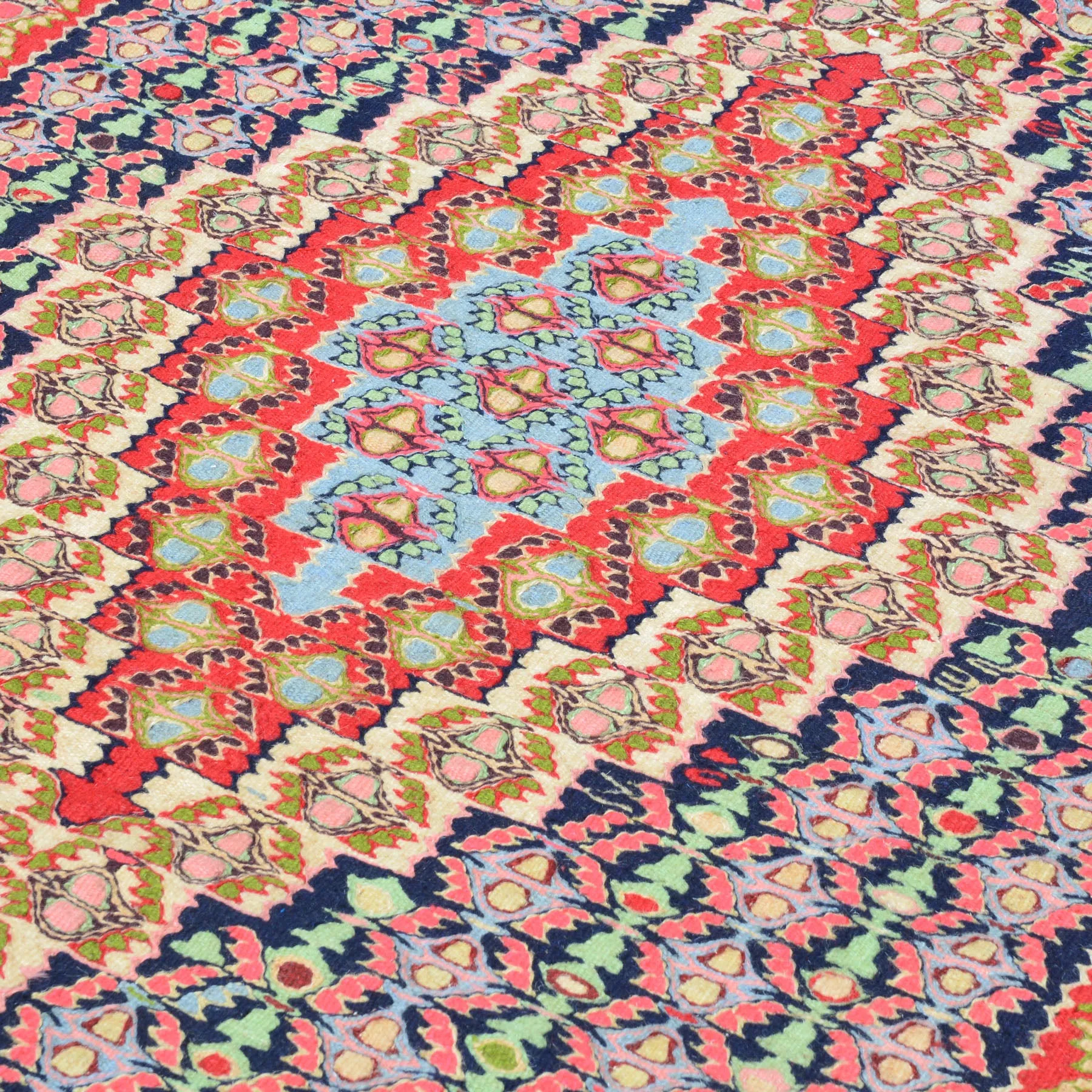 Flat-Weave Geometric Design Handmade Wool Rug (Size 4.0 X 4.10) Cwral-4983