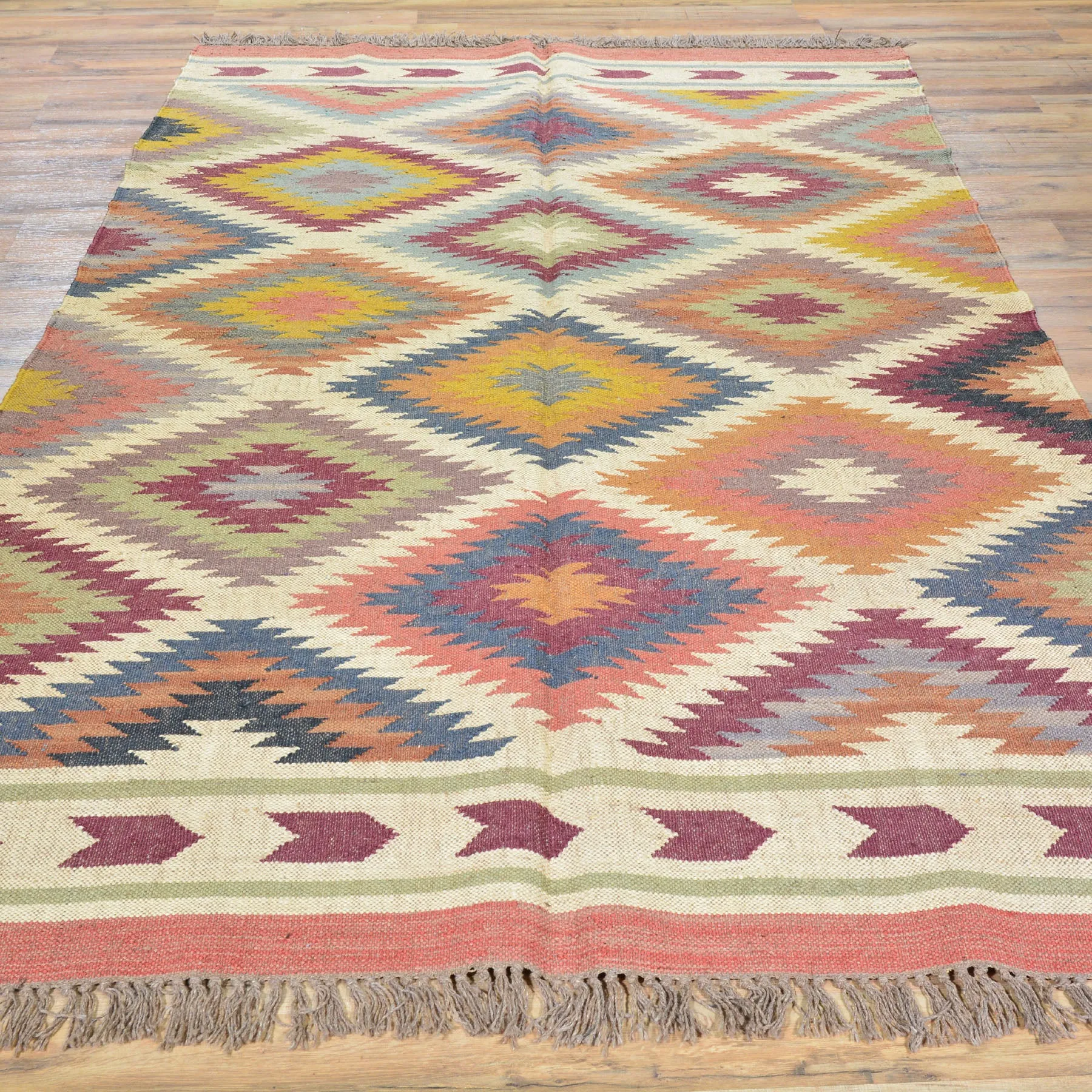 Hand-Woven Flatweave Reversible Kilim Jute/Wool Rug (Size 4.11 X 8.3) Cwral-7335