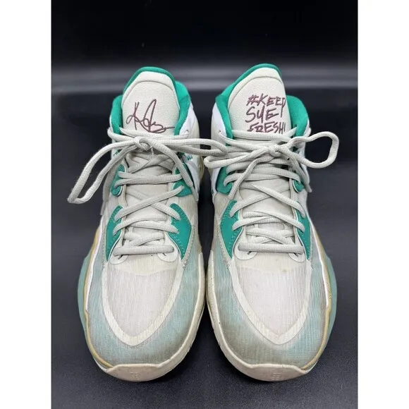 Nike Kyrie Infinity Size 6.5Y Basketball Shoes Sea Glass Turquoise DD0334-002