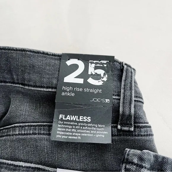 NWT Joe’s Jeans Attalia Straight Ankle High Rise Jean