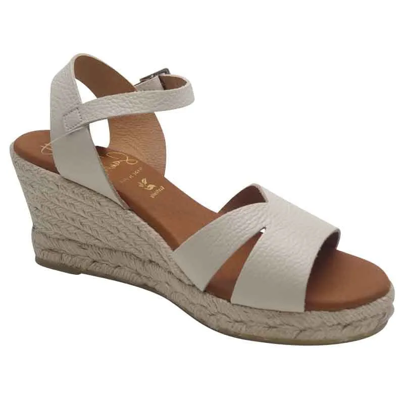 Oh My Sandals Womens Off White Leather Wedge Sandal - 5742