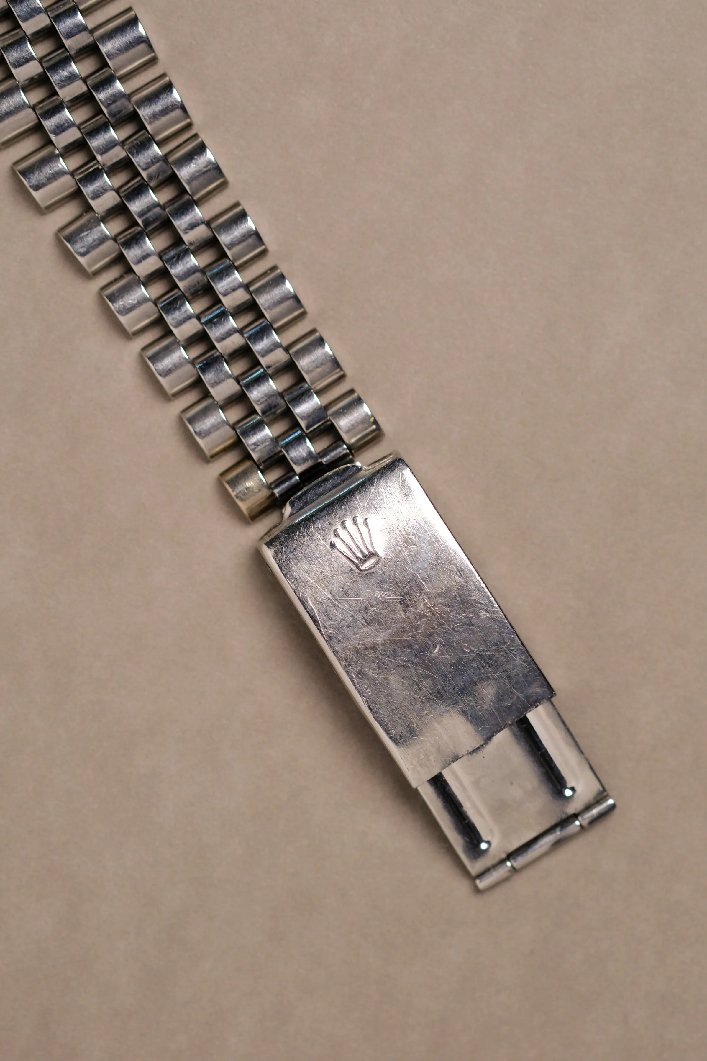 Rolex Datejust 1601 Aged Linen dial w/ Light Cream Patina - 1976