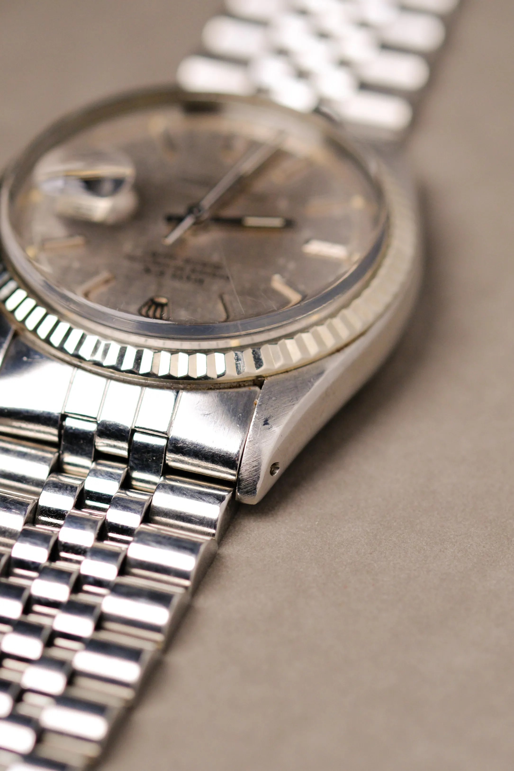 Rolex Datejust 1601 Aged Linen dial w/ Light Cream Patina - 1976