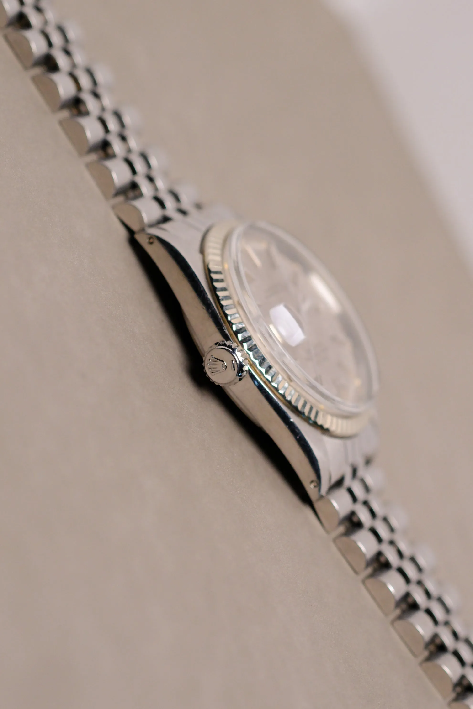 Rolex Datejust 1601 Aged Linen dial w/ Light Cream Patina - 1976