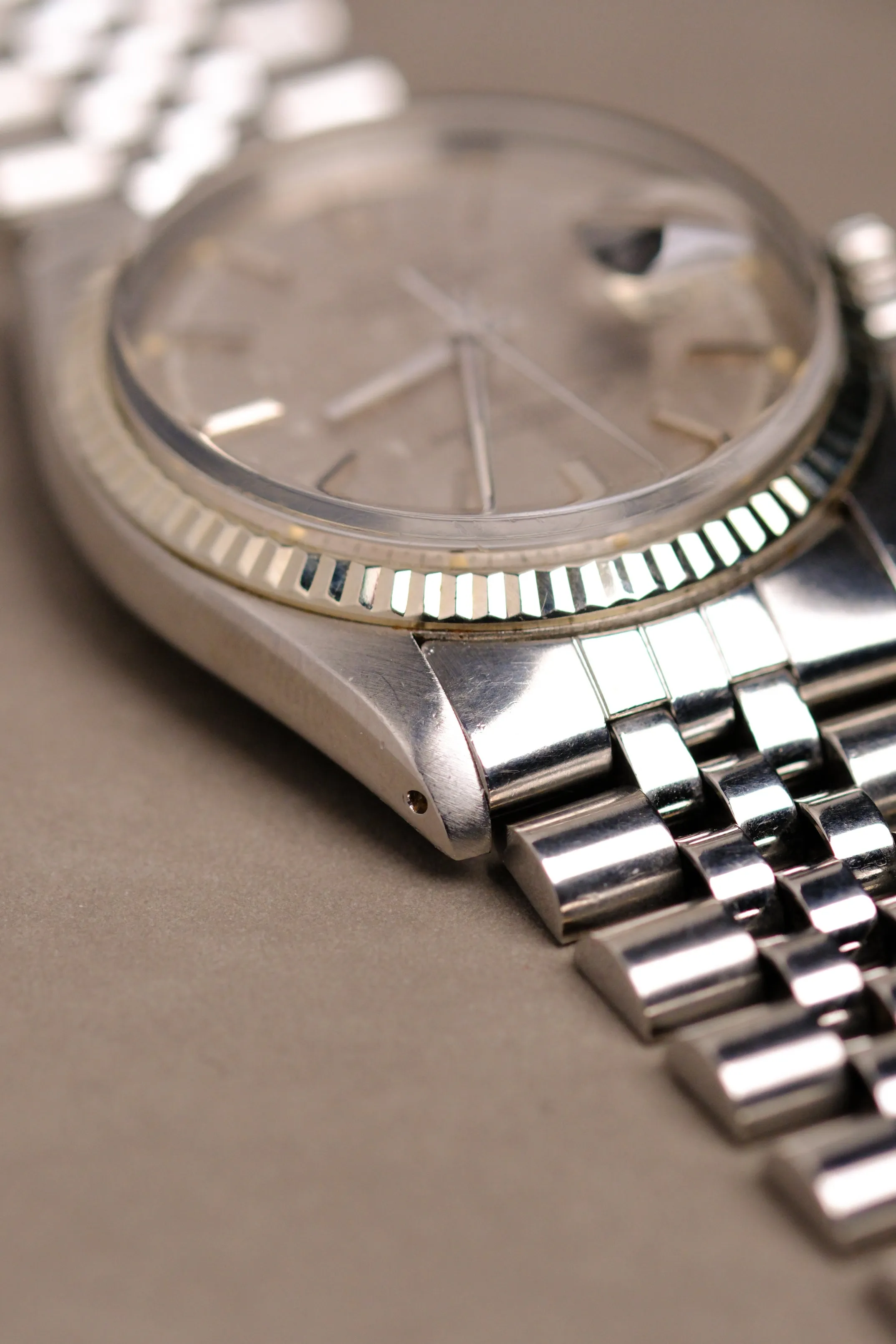 Rolex Datejust 1601 Aged Linen dial w/ Light Cream Patina - 1976