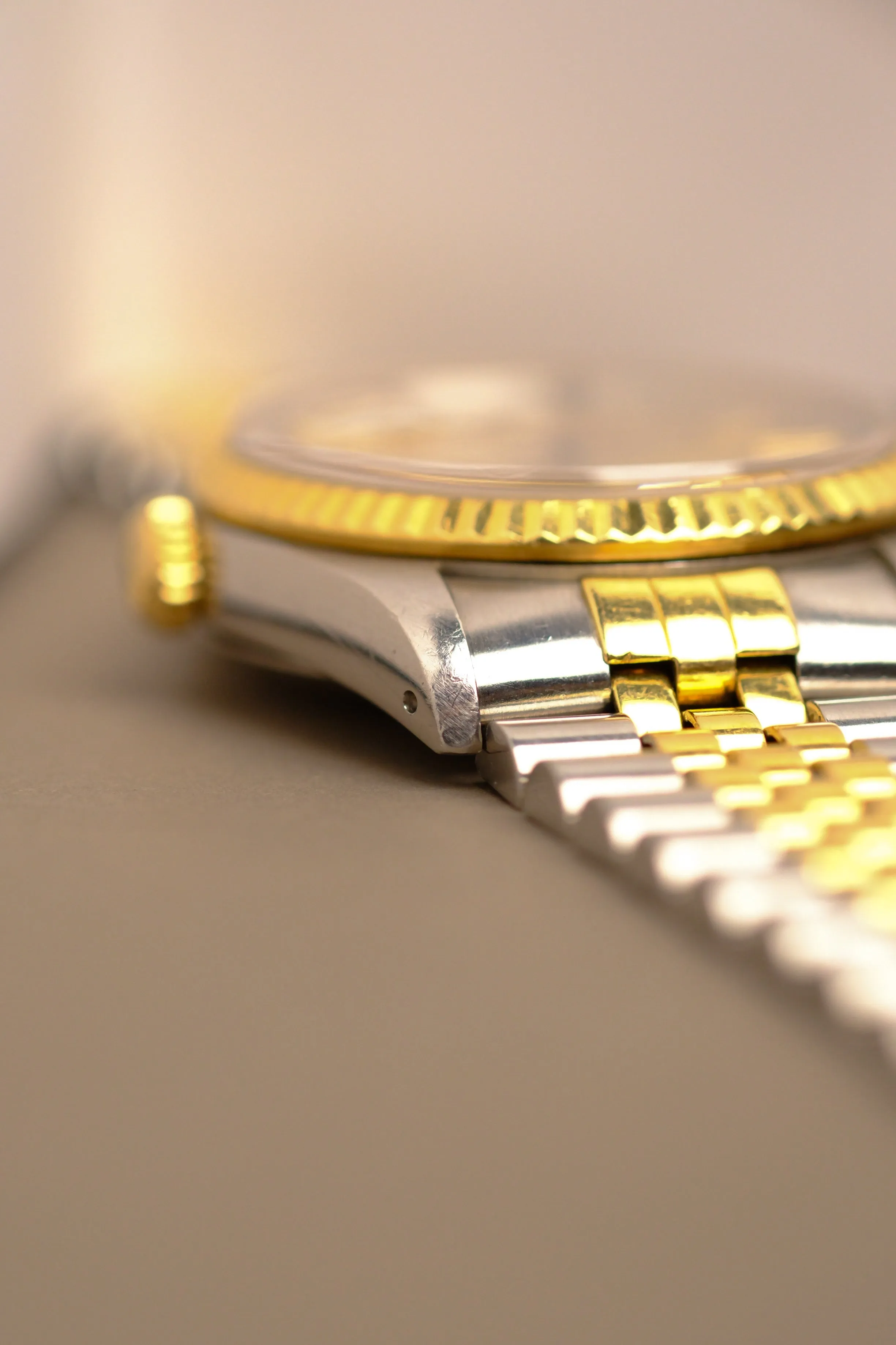 Rolex Datejust 16233 Champagne Dial - 1993