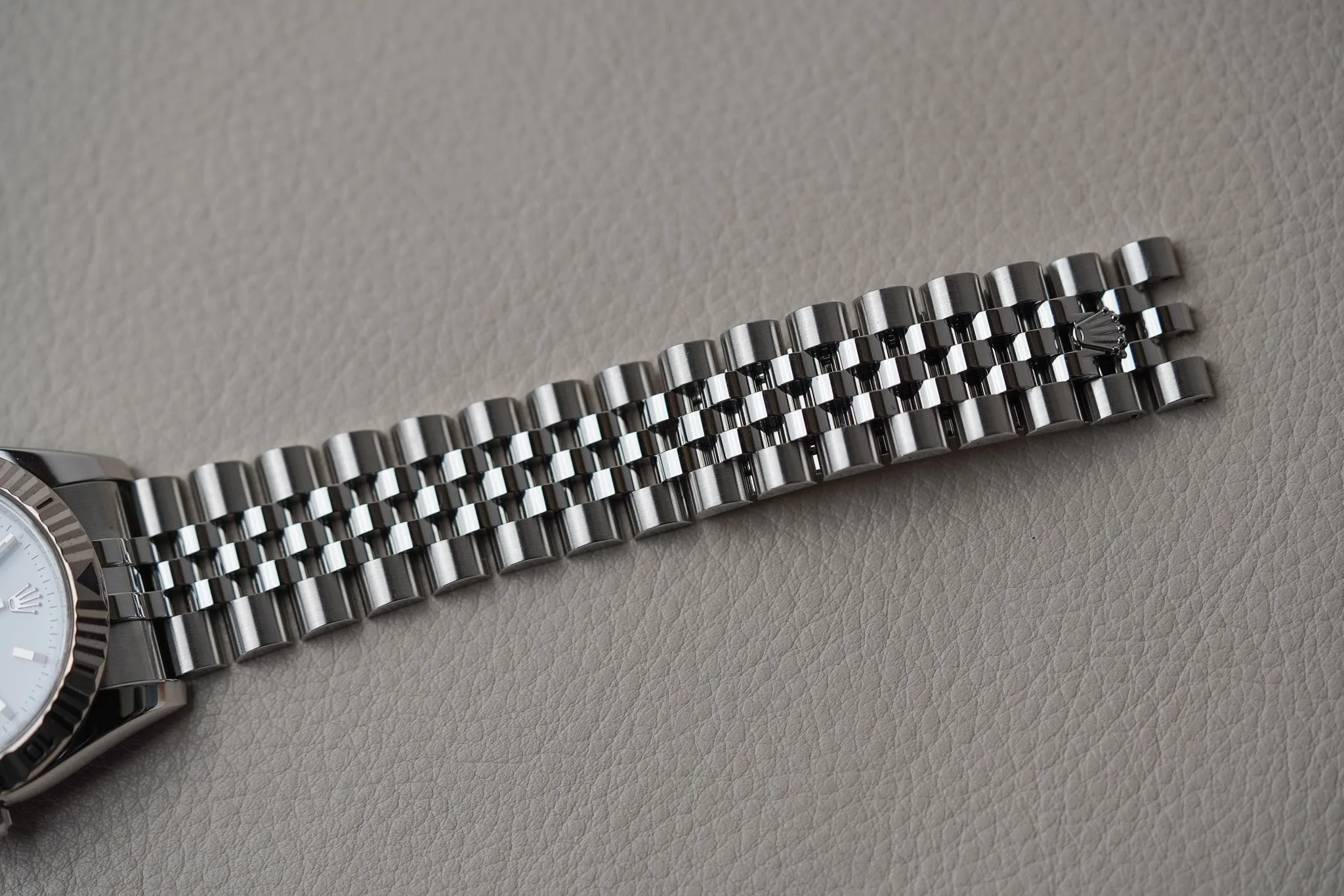 Rolex Datejust Turn-O-Graph 116264 White Dial Jubilee