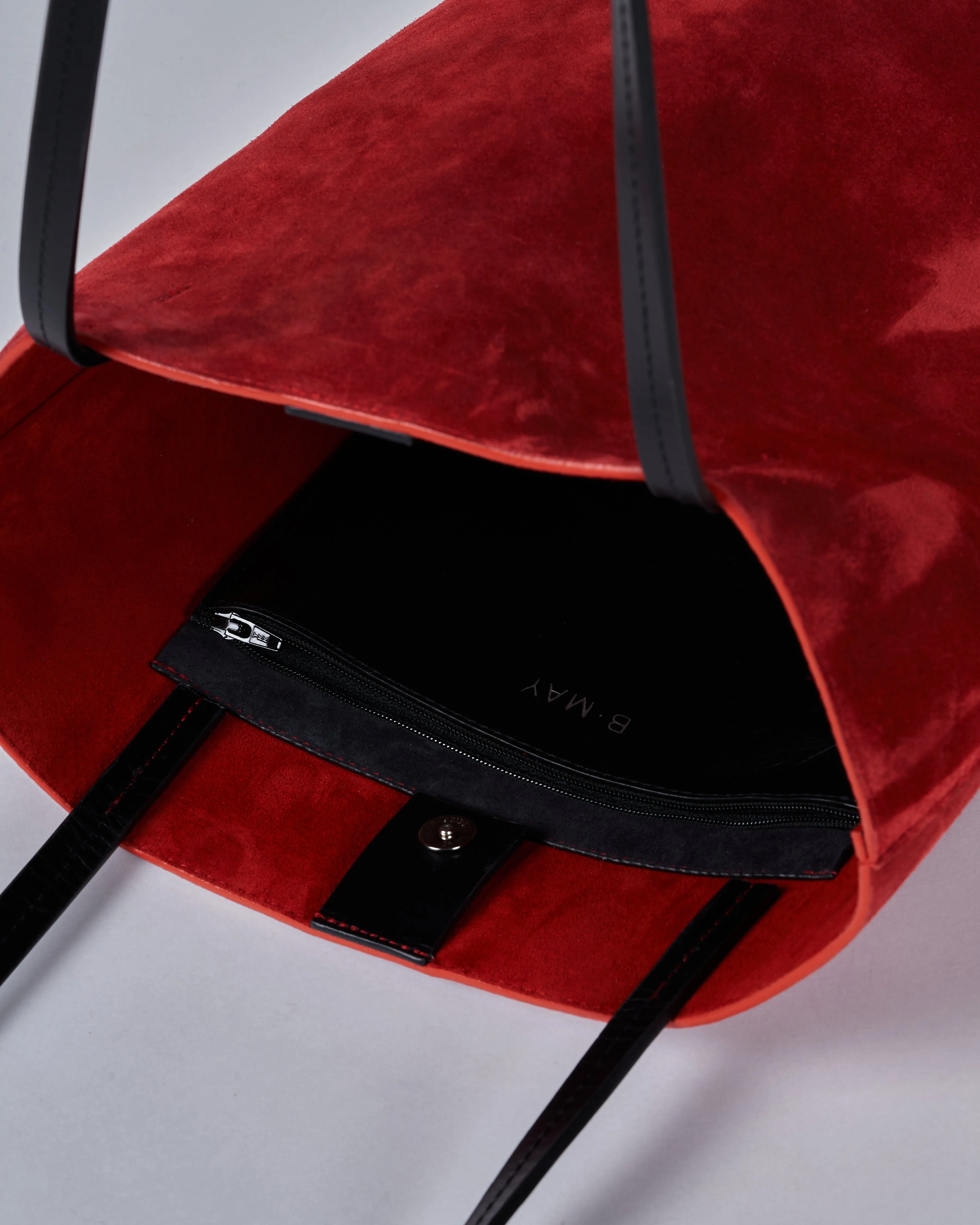small essential tote - red suede
