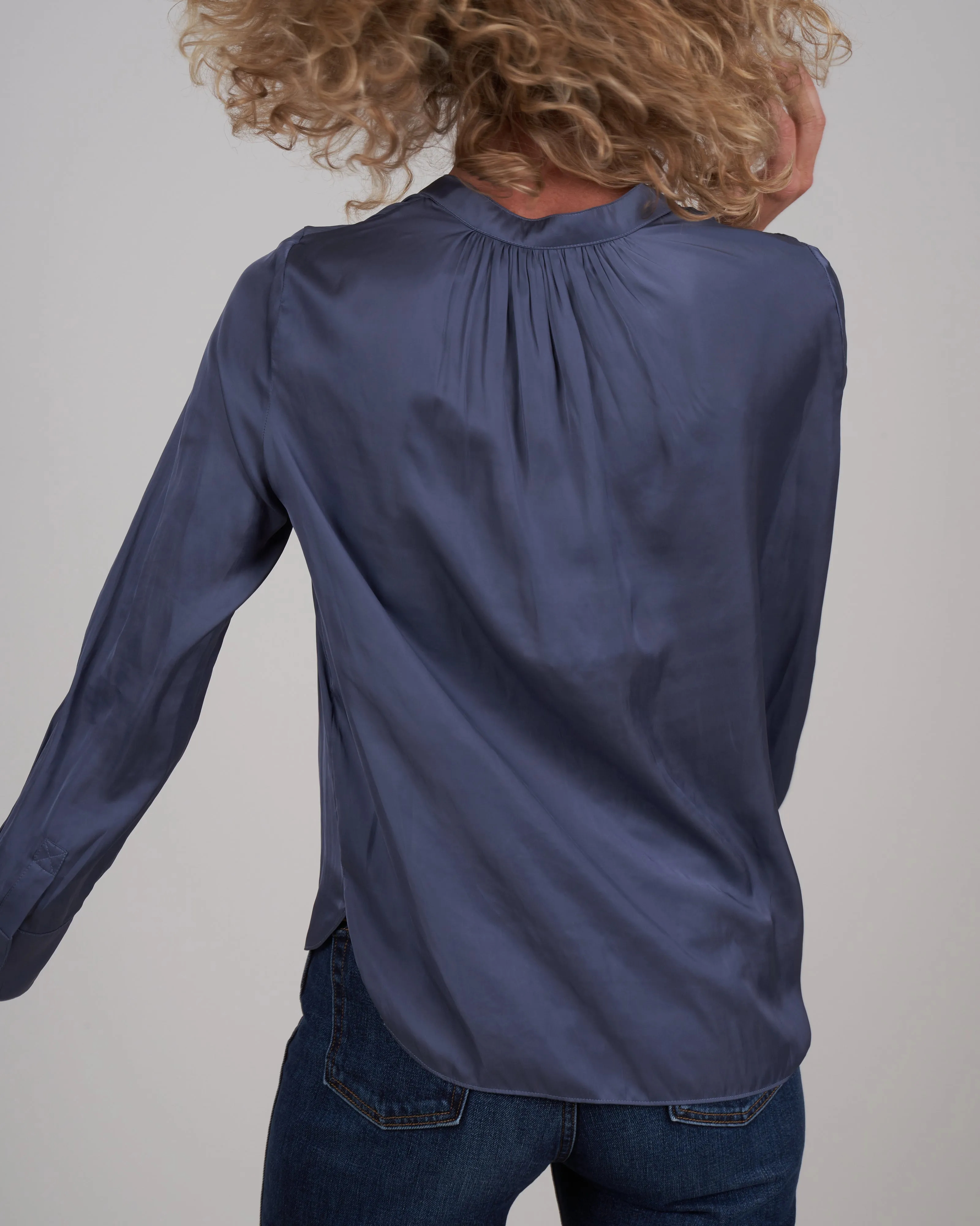 tink satin blouse - bleu de gris